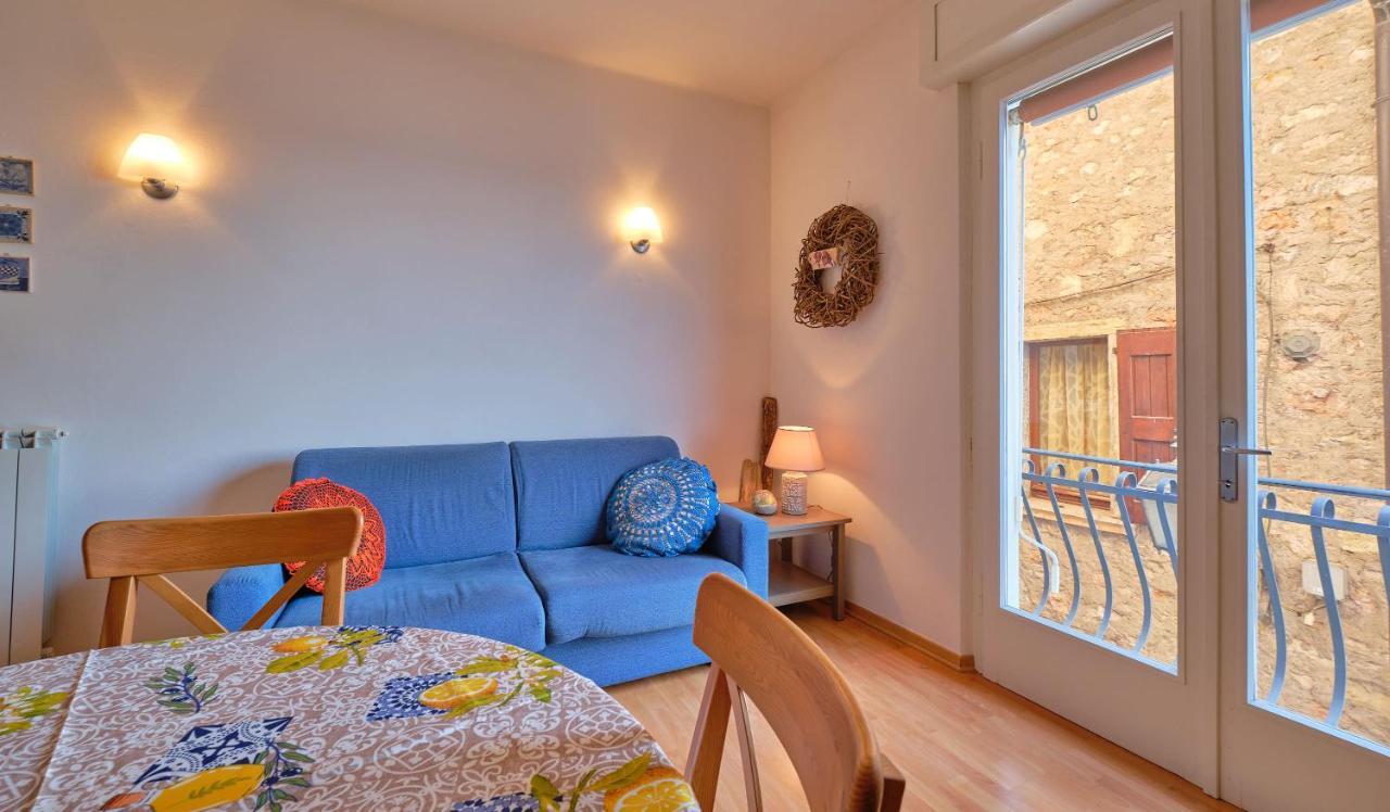 Apartmentsgarda - Residenza Dei Navigatori Torri Del Benaco Esterno foto