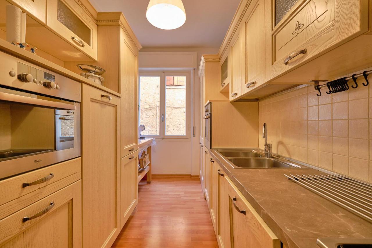 Apartmentsgarda - Residenza Dei Navigatori Torri Del Benaco Esterno foto