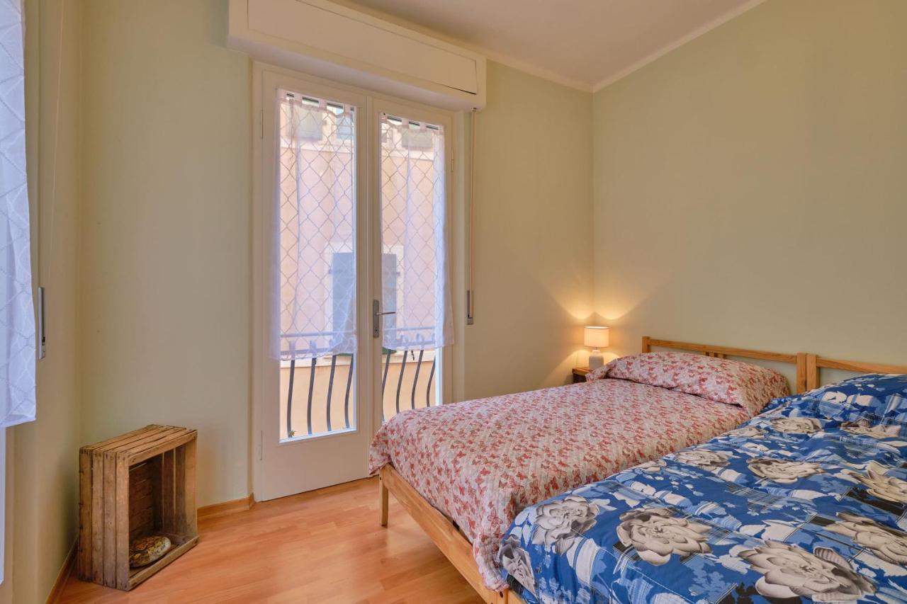 Apartmentsgarda - Residenza Dei Navigatori Torri Del Benaco Esterno foto